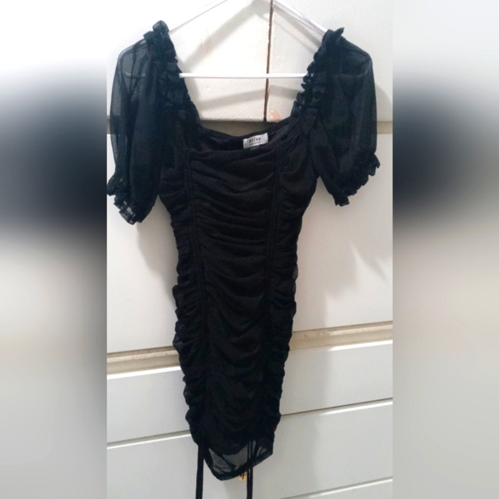 Black Ruched Bodycon Dress with Puff Sleeves
